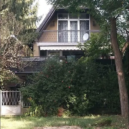 Franz Berg Apartman * Tokol